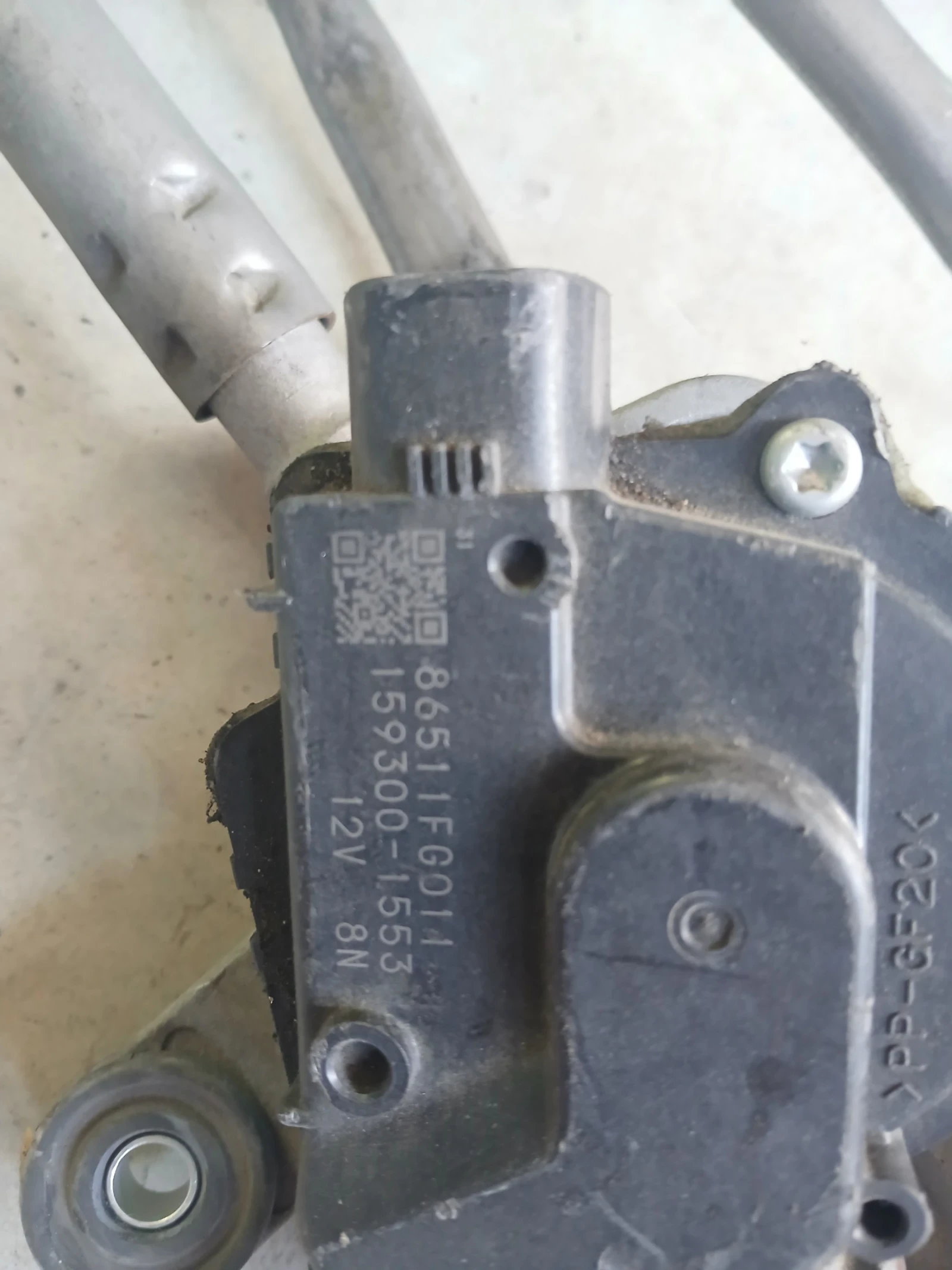 159300-1553 механизъм с моторче чистачки Subaru Impreza 2012г, снимка 2 - Части - 55525804