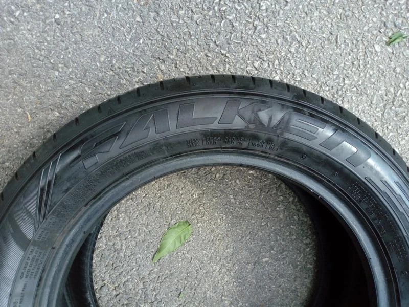 Гуми Летни 215/55R16, снимка 3 - Гуми и джанти - 29859088