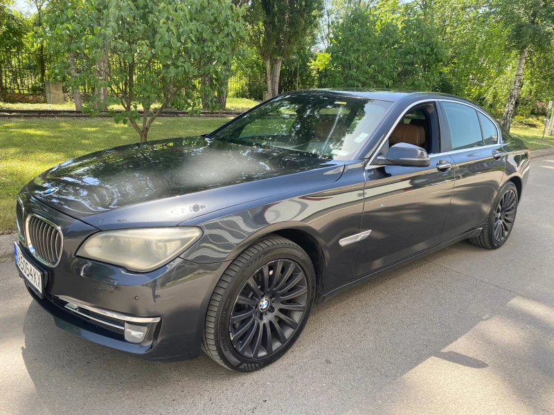 BMW 740, снимка 9 - Автомобили и джипове - 47280525