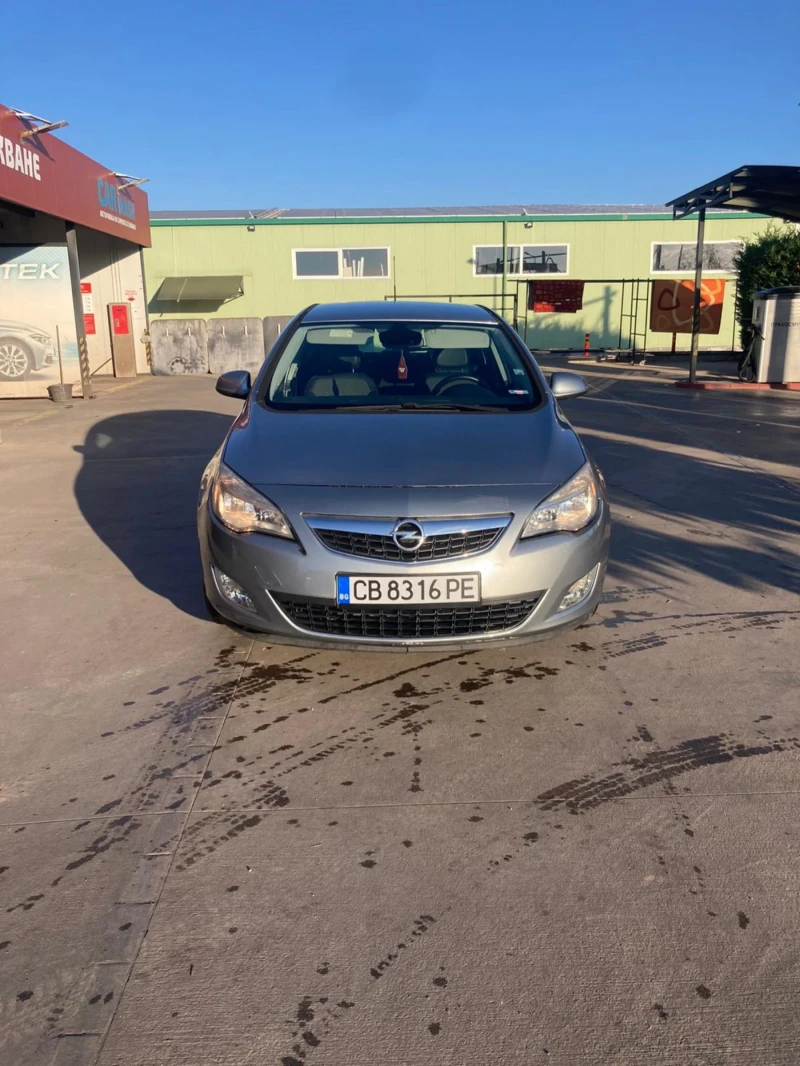 Opel Astra, снимка 1 - Автомобили и джипове - 47537234