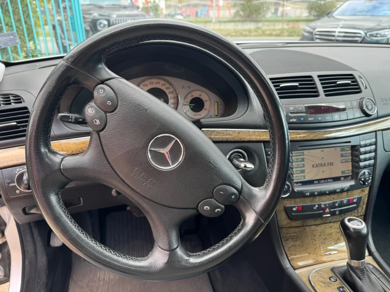 Mercedes-Benz E 320 CDI* EVO* 7G-Tronic* Avantgarde, снимка 7 - Автомобили и джипове - 47621179