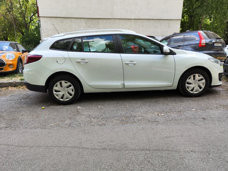 Renault Megane, снимка 10 - Автомобили и джипове - 51393331