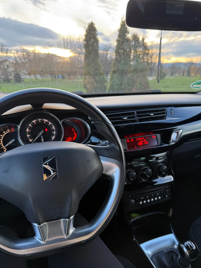 Citroen DS3, снимка 5 - Автомобили и джипове - 52540535
