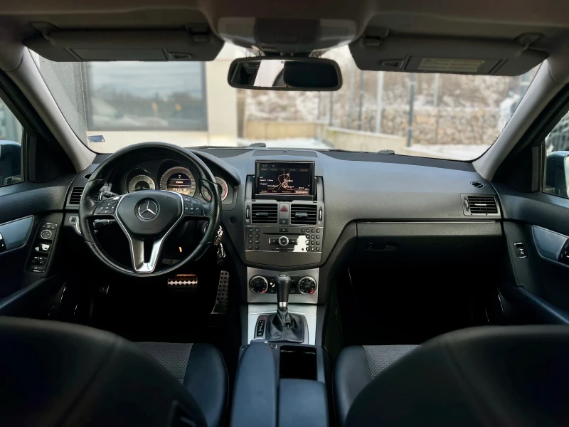 Mercedes-Benz C 220 C63 PACKAGE / КАМЕРА / AMG MENU / NAVI, снимка 7 - Автомобили и джипове - 53054637