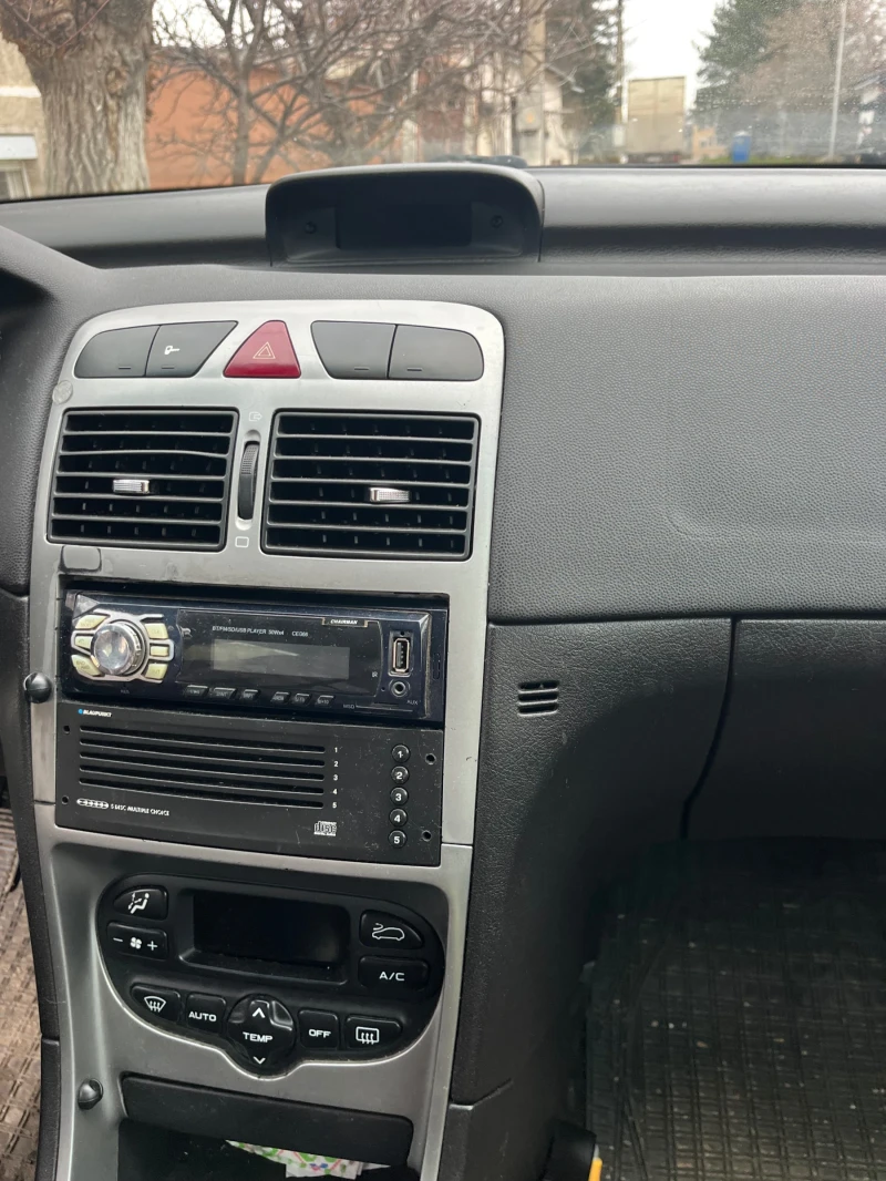 Peugeot 307, снимка 6 - Автомобили и джипове - 53477855