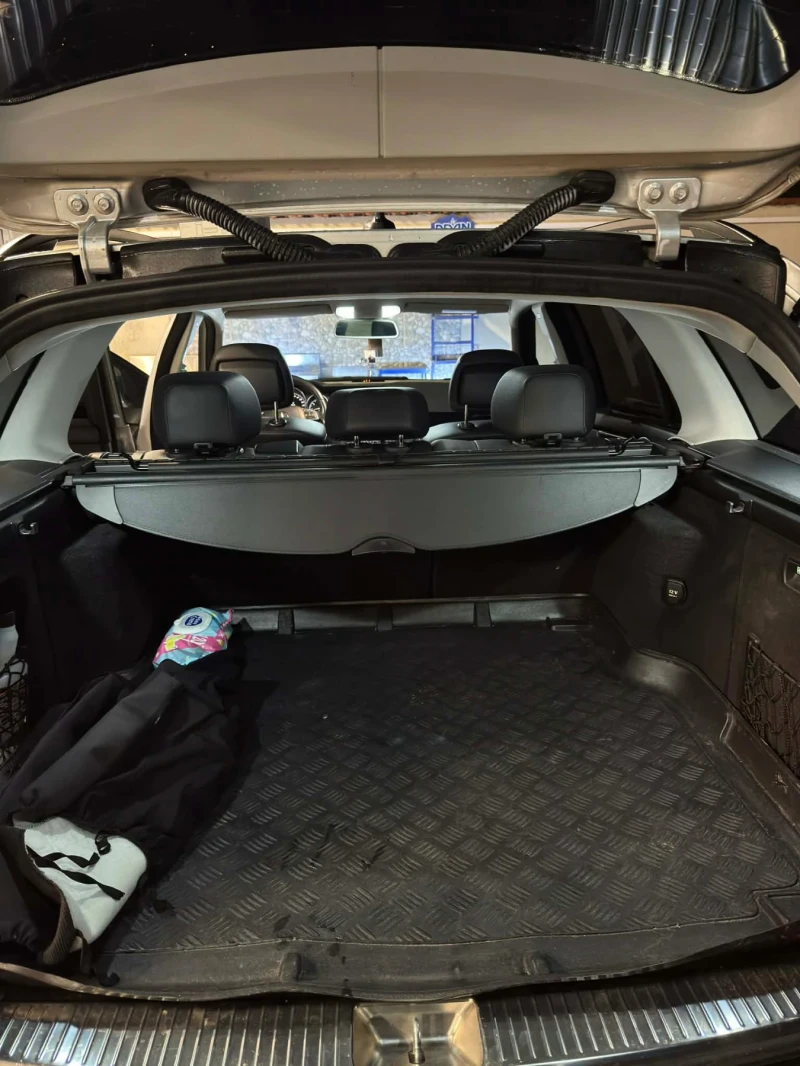 Mercedes-Benz C 200, снимка 6 - Автомобили и джипове - 53479222