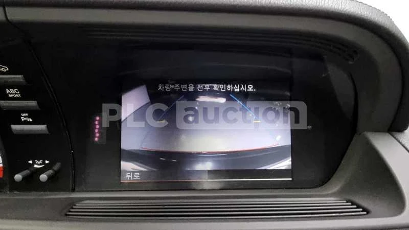 Mercedes-Benz CL 63 AMG, снимка 11 - Автомобили и джипове - 54347260