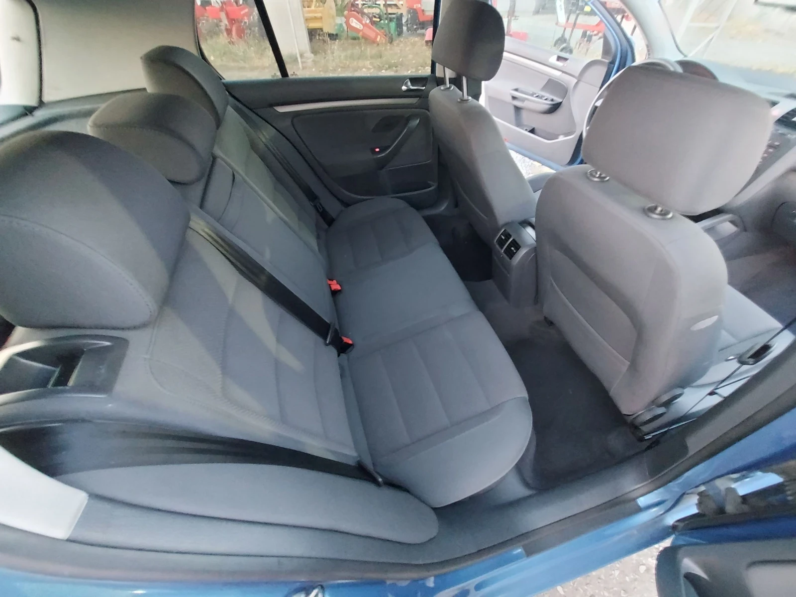 VW Golf 1.6  | Mobile.bg — изображение 13