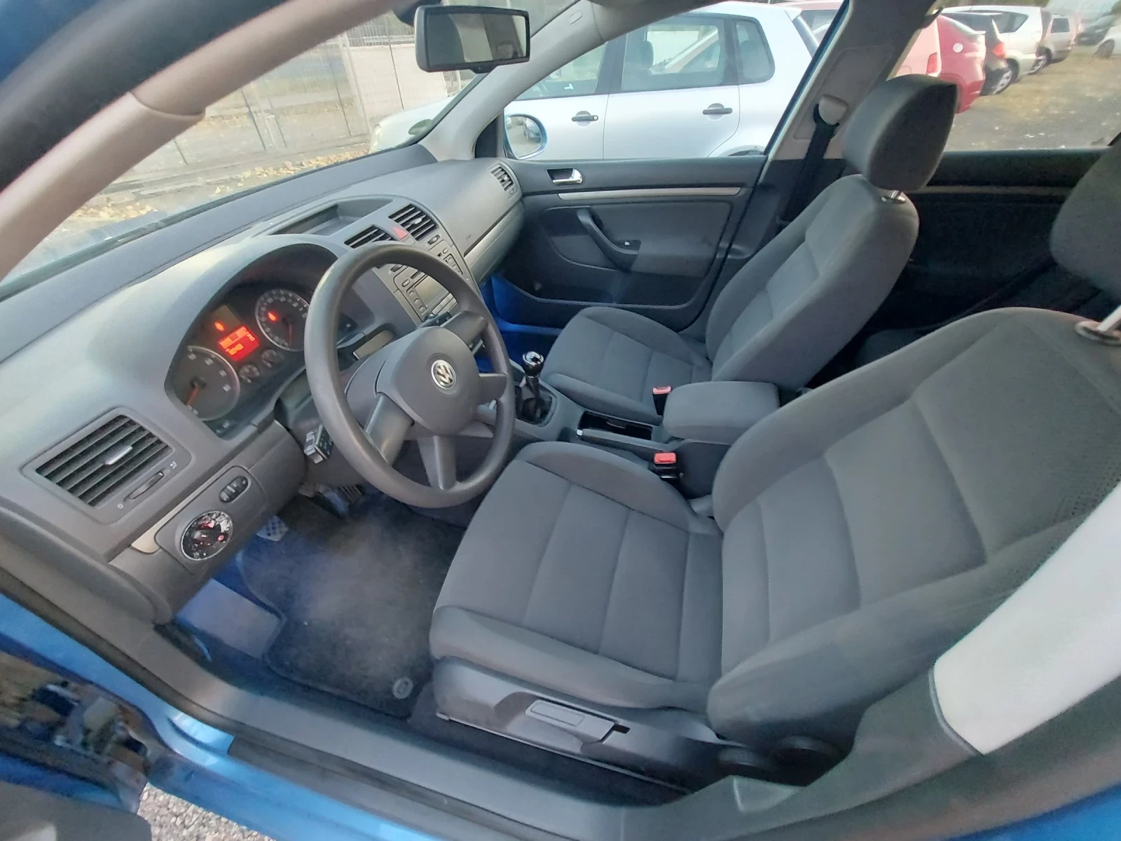 VW Golf 1.6  | Mobile.bg — изображение 11