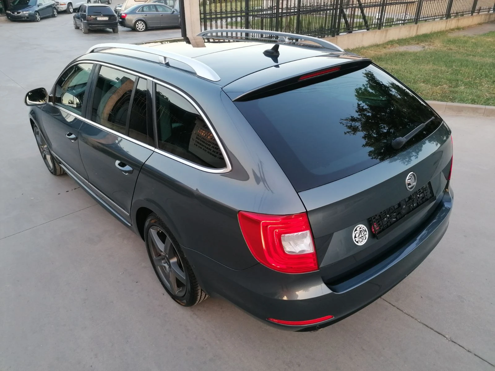 Skoda Superb 2.0TDI CR Full Швейцария  - изображение 4