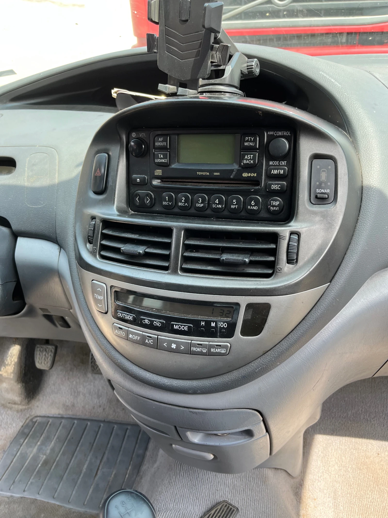 Toyota Previa  - изображение 4