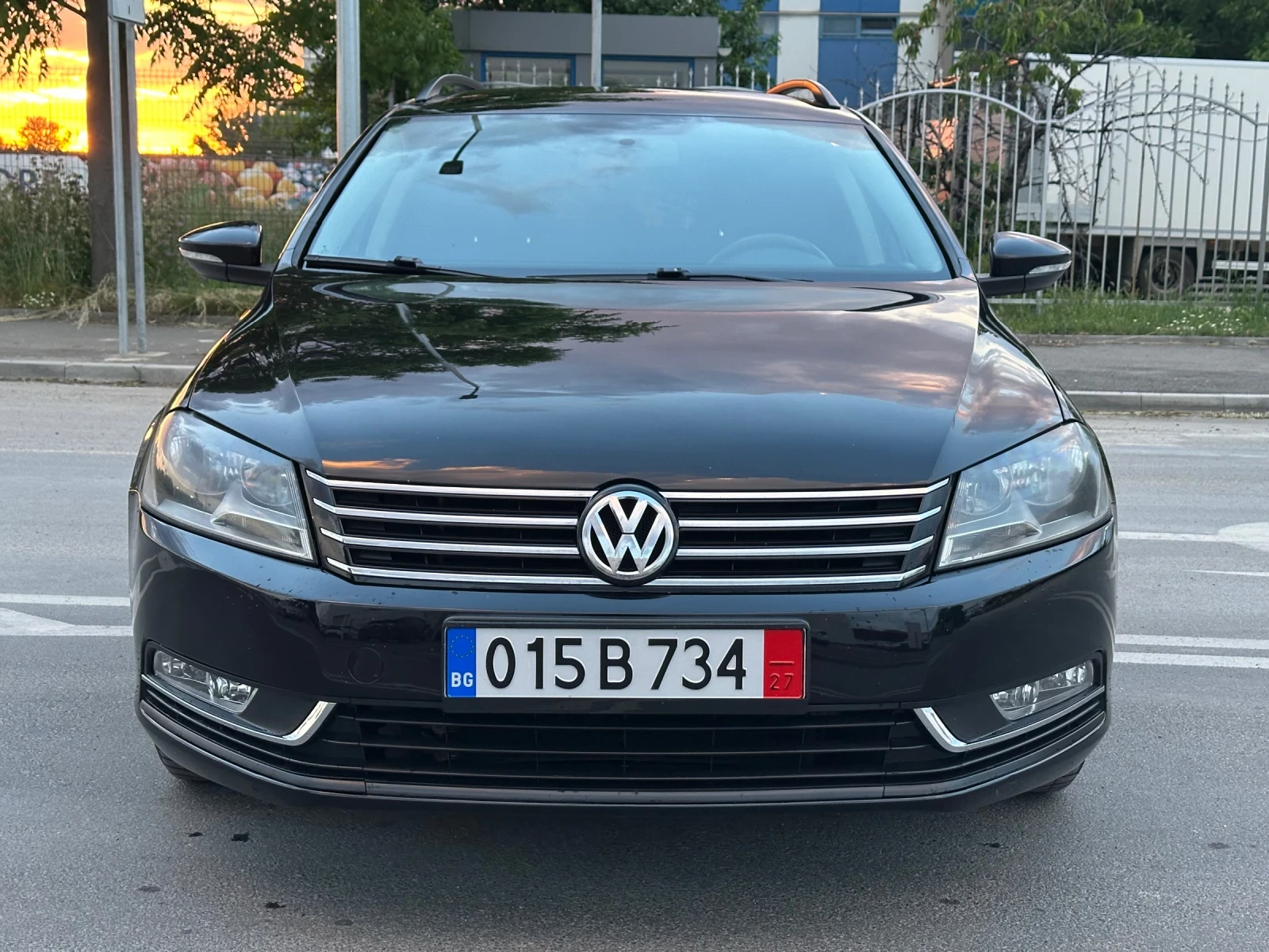 VW Passat 2.0 TDI * МТ6 * Navi * Подгрев - изображение 2