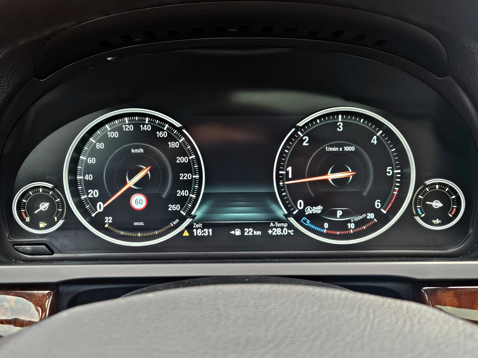 BMW 750 M/XD/GERMANY/HUD/DISTR/360CAM/NIGHT/МАСАЖ/ПОДГР/LI - изображение 9