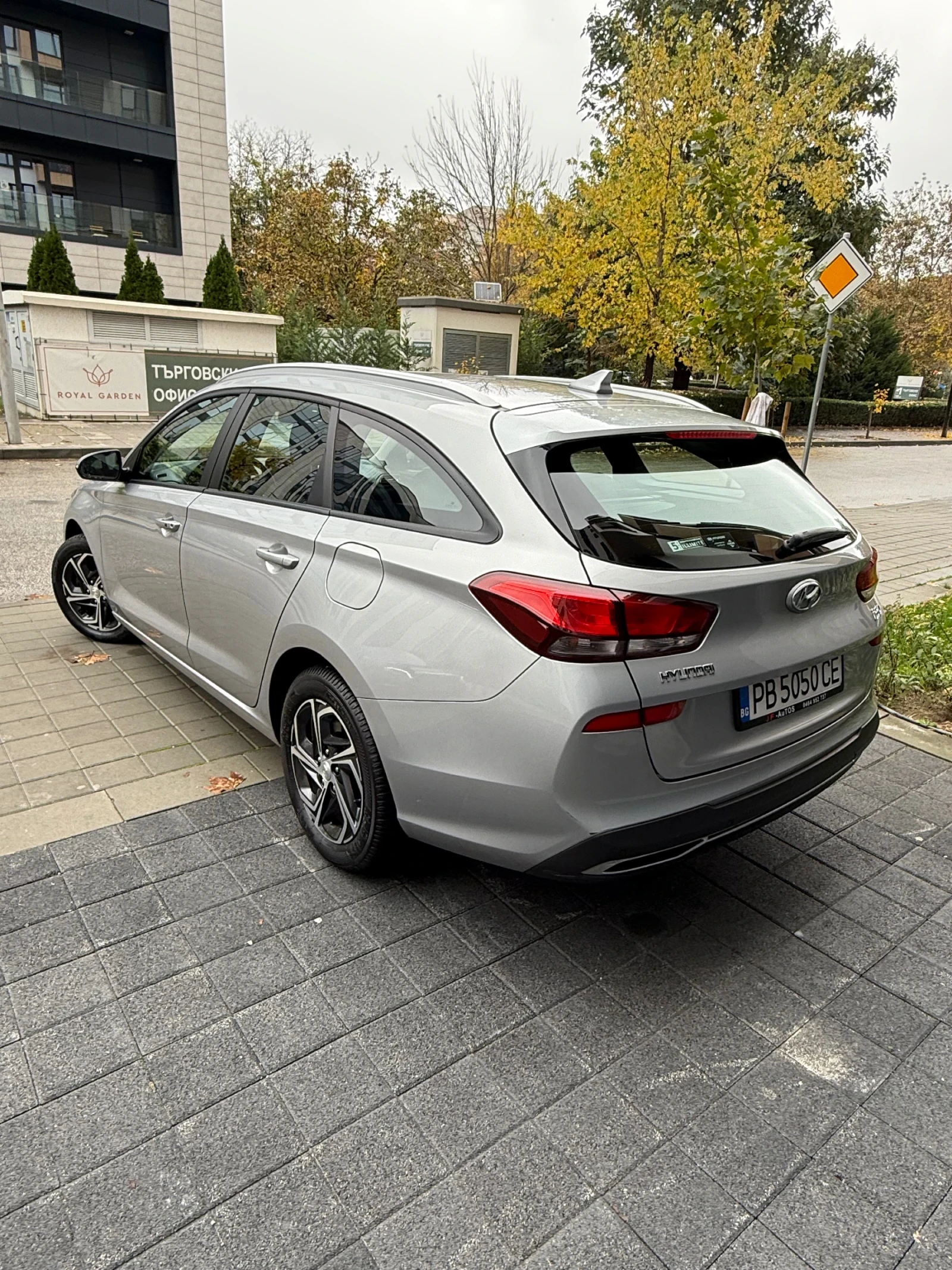 Hyundai I30 1.6d    | Mobile.bg   5