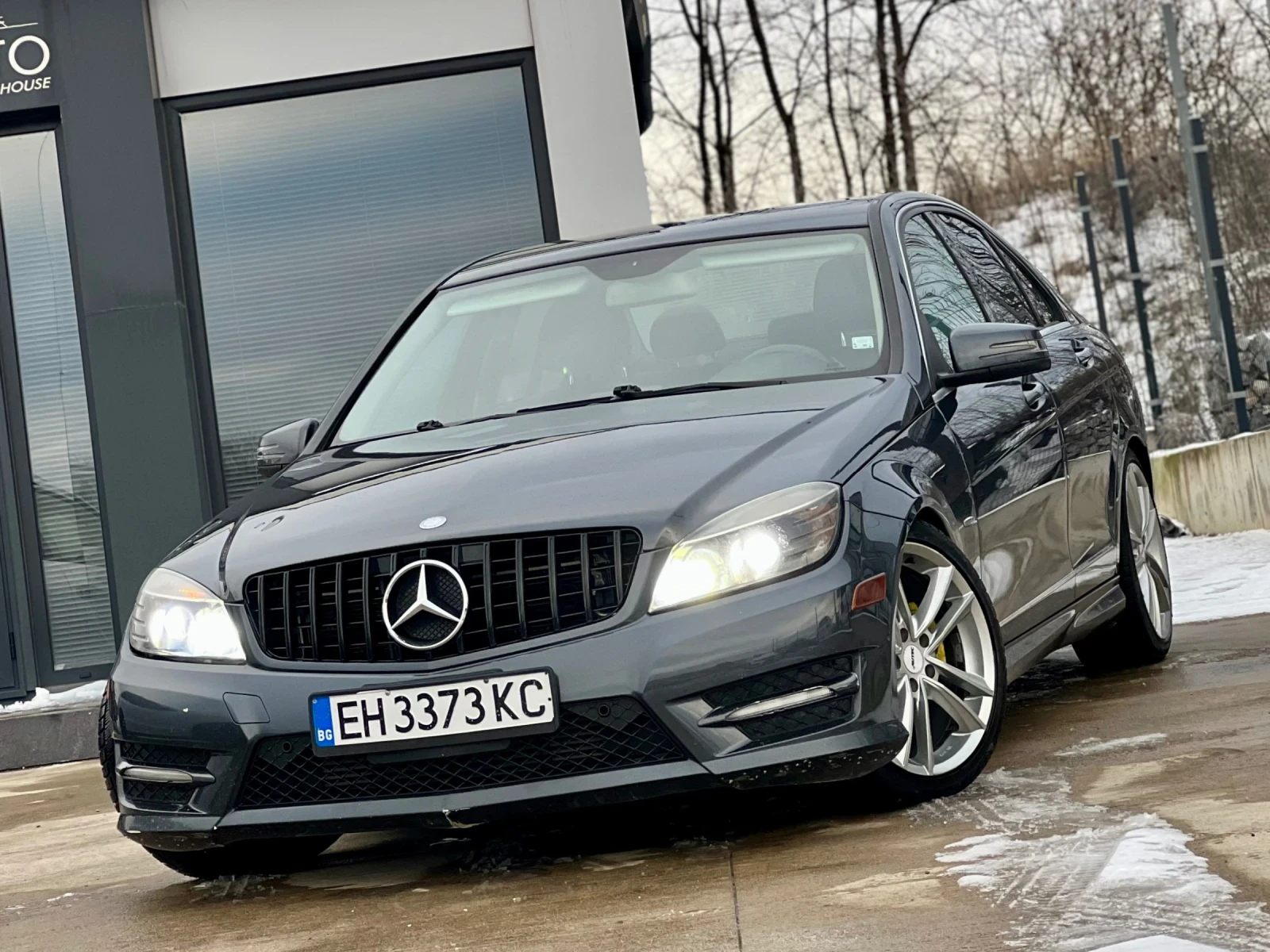 Mercedes-Benz C 220 C63 PACKAGE / КАМЕРА / AMG MENU / NAVI - изображение 3
