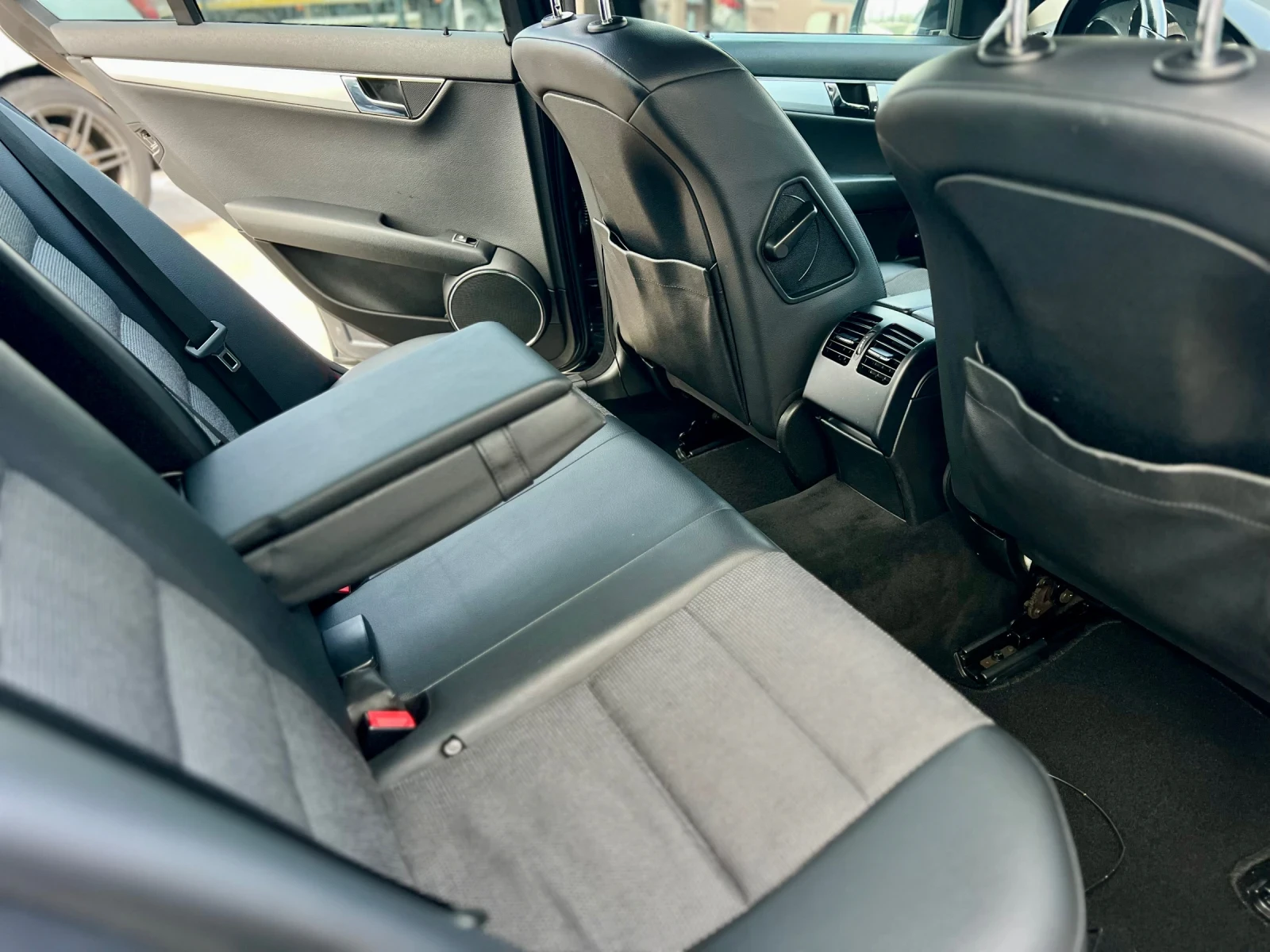 Mercedes-Benz C 220 C63 PACKAGE / ������ / AMG MENU / NAVI | Mobile.bg � ����������� 11