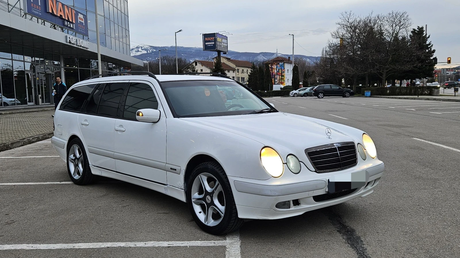 Mercedes-Benz E 320 Газ!!!, снимка 6 - Автомобили и джипове - 53858163