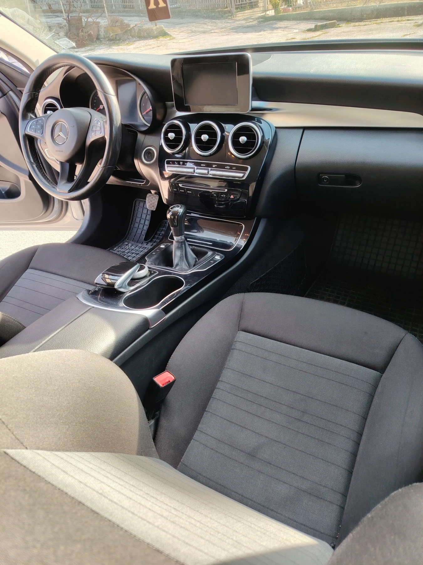 Mercedes-Benz C 180, снимка 9 - Автомобили и джипове - 54229879