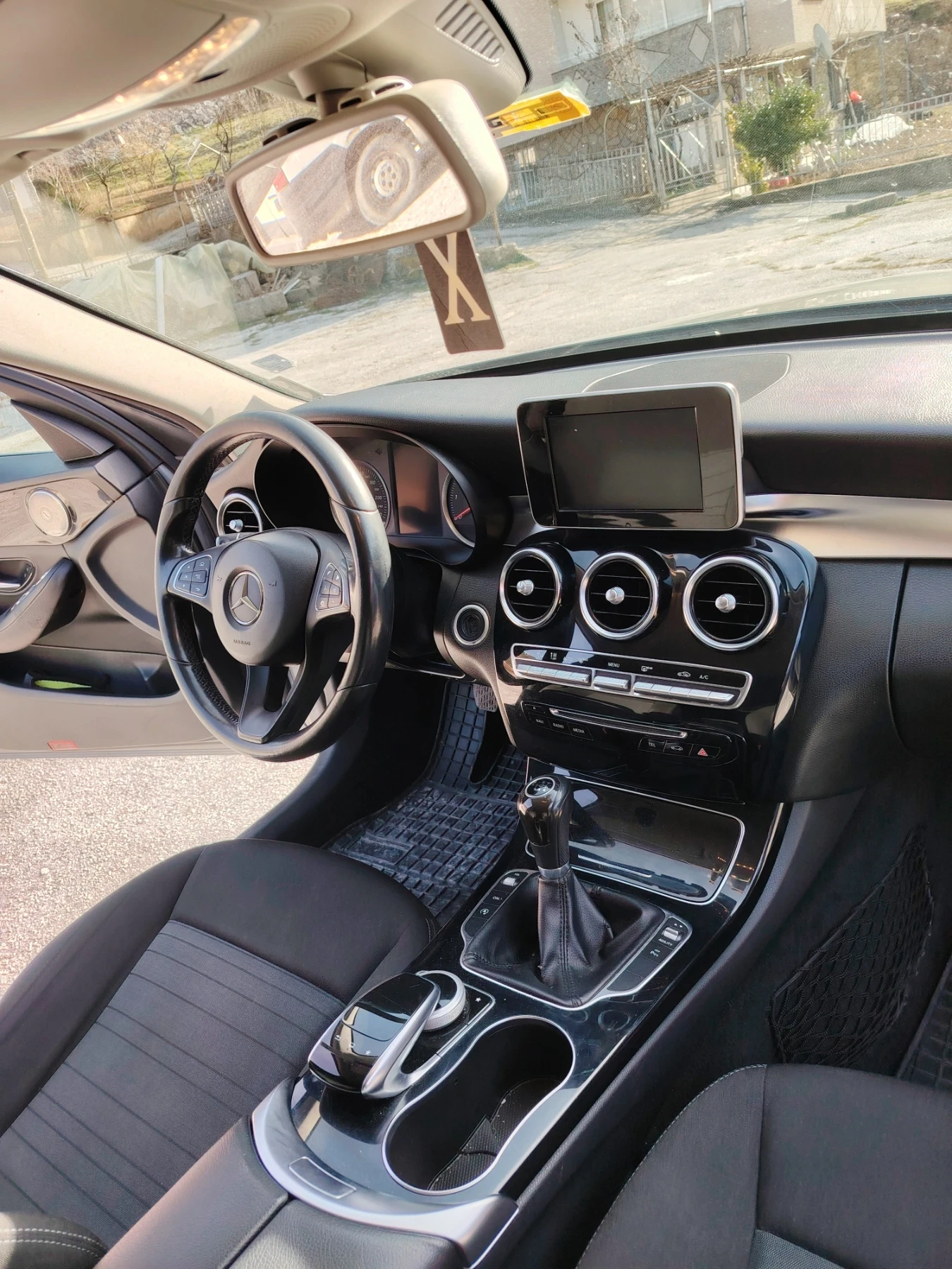 Mercedes-Benz C 180, снимка 6 - Автомобили и джипове - 54229879