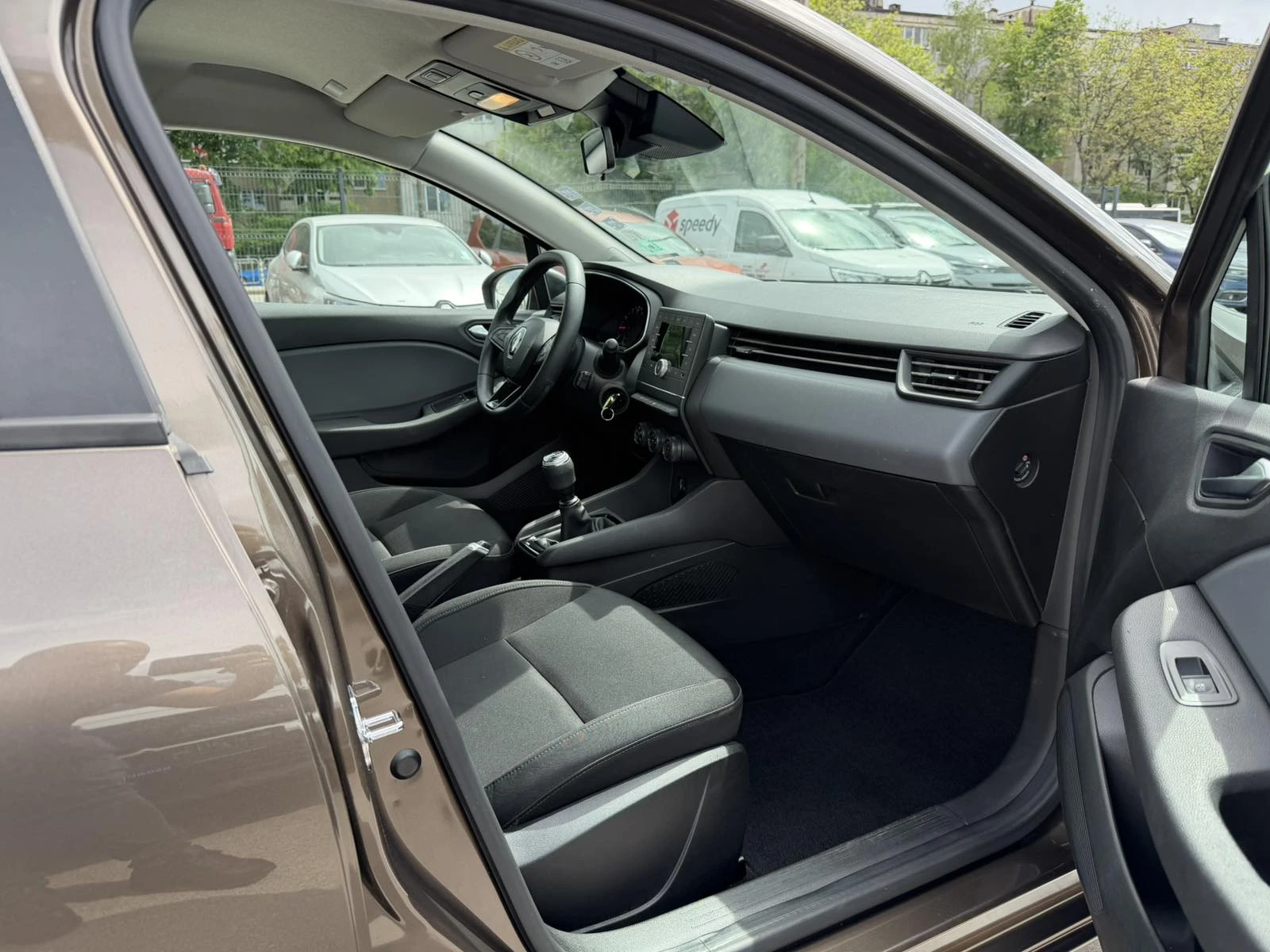 Renault Clio 1.0Sce 72k.c. | Mobile.bg � ����������� 10