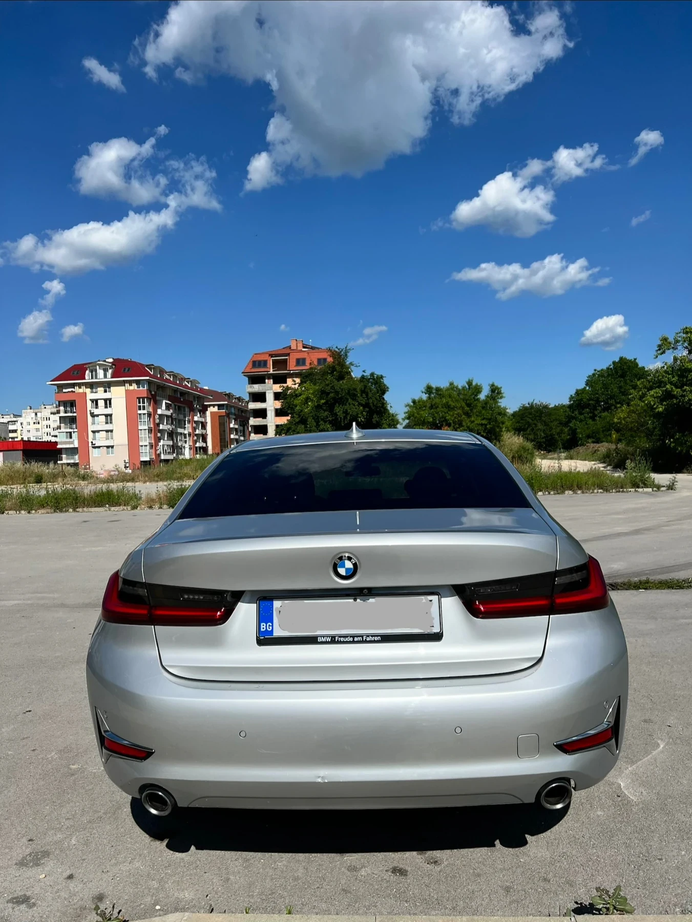 BMW 320 xDrive Luxury Line, снимка 5 - Автомобили и джипове - 55039254