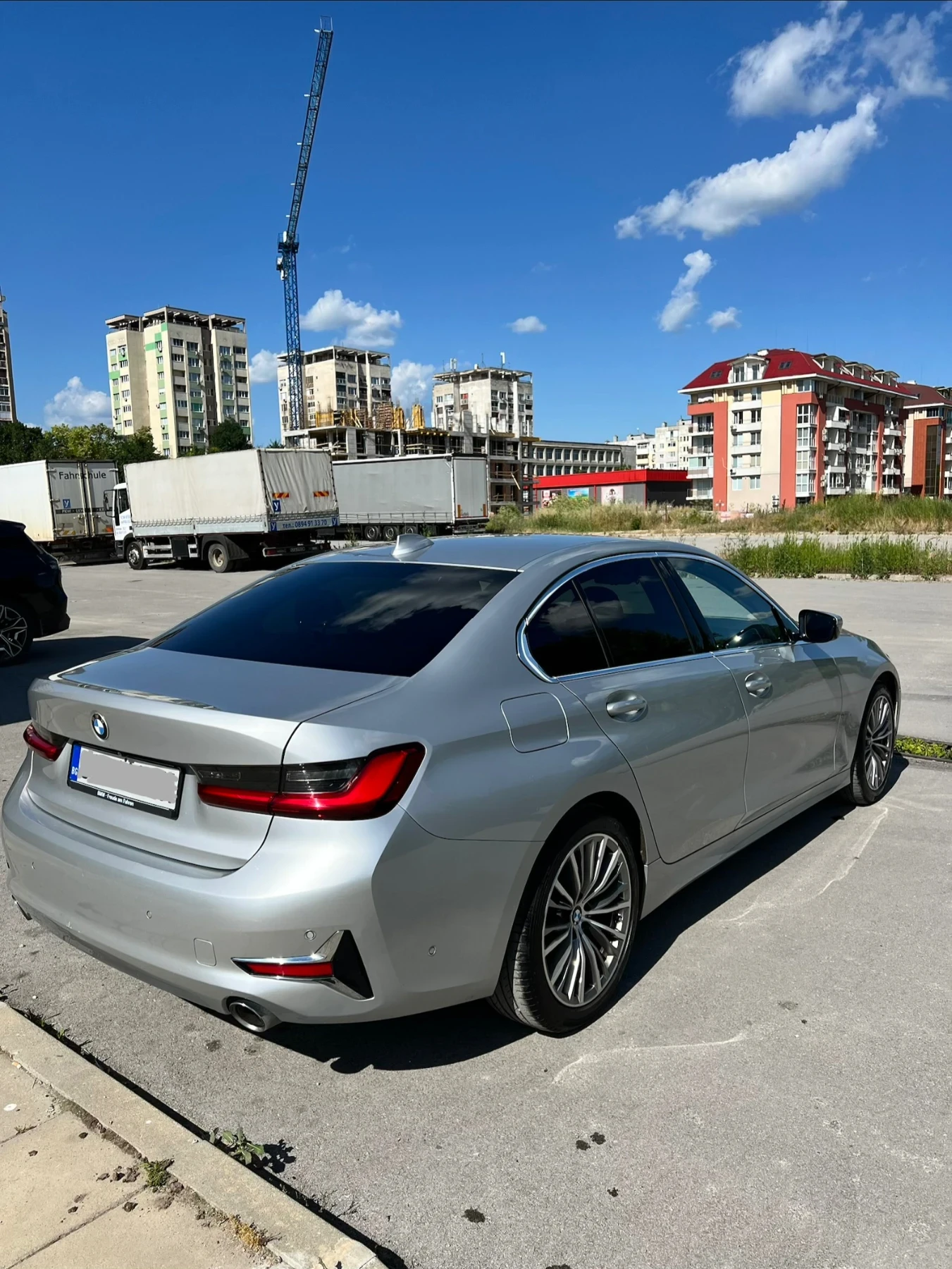 BMW 320 xDrive Luxury Line, снимка 3 - Автомобили и джипове - 55039254