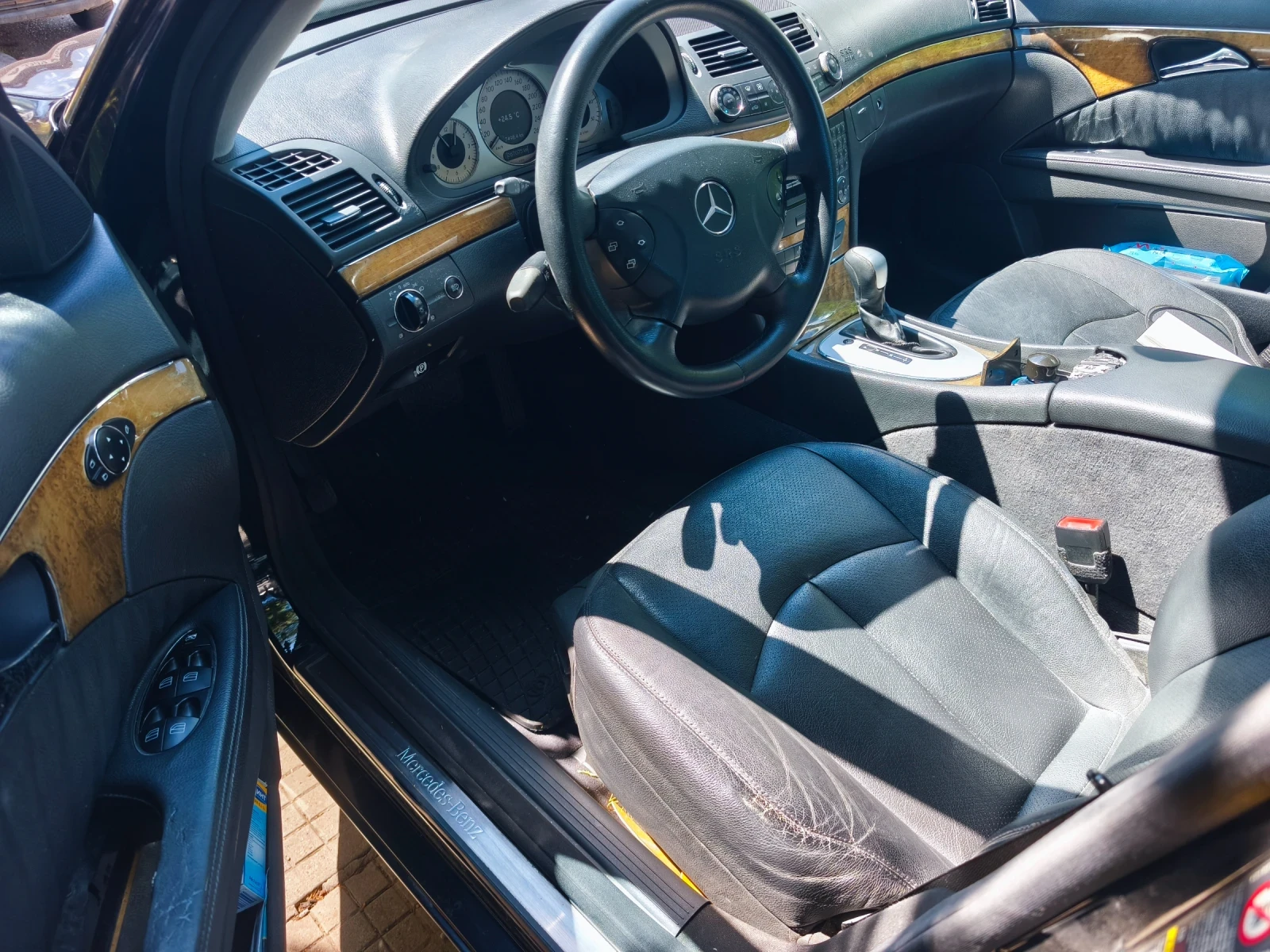 Mercedes-Benz E 280 Авангард , снимка 8 - Автомобили и джипове - 55453271
