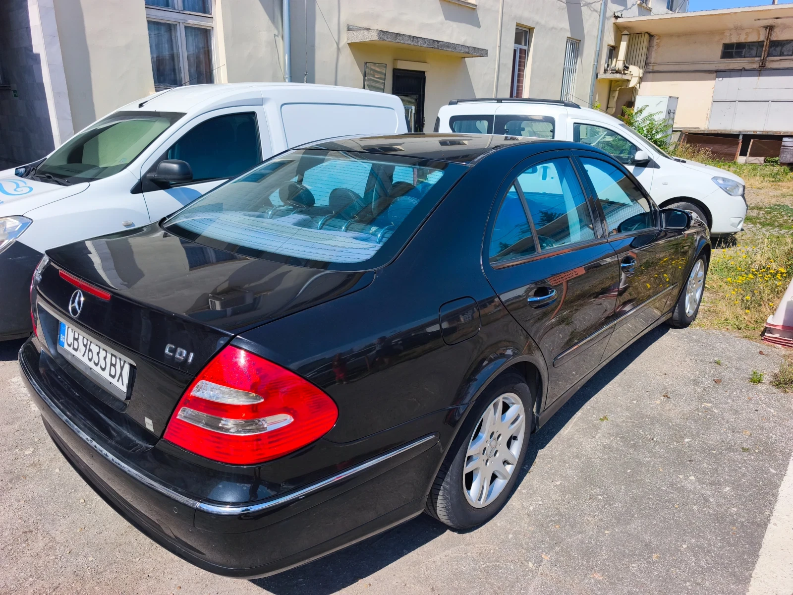 Mercedes-Benz E 280 Авангард , снимка 3 - Автомобили и джипове - 55453271