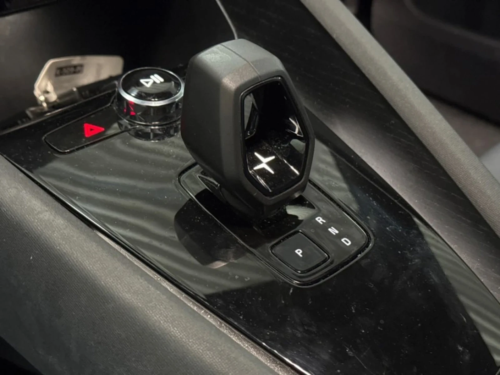 Polestar 2 Polestar 2, снимка 17 - Автомобили и джипове - 55559632