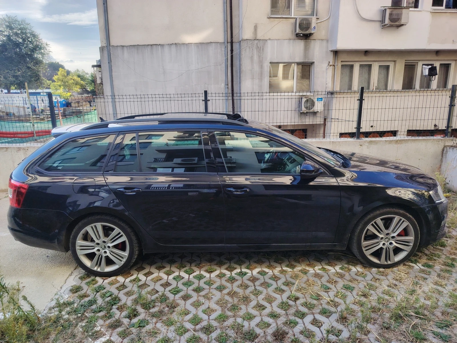 Skoda Octavia 2.0 tdi VRS, снимка 3 - Автомобили и джипове - 56287872