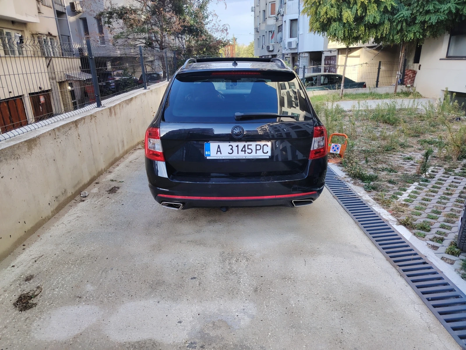 Skoda Octavia 2.0 tdi VRS, снимка 4 - Автомобили и джипове - 56287872