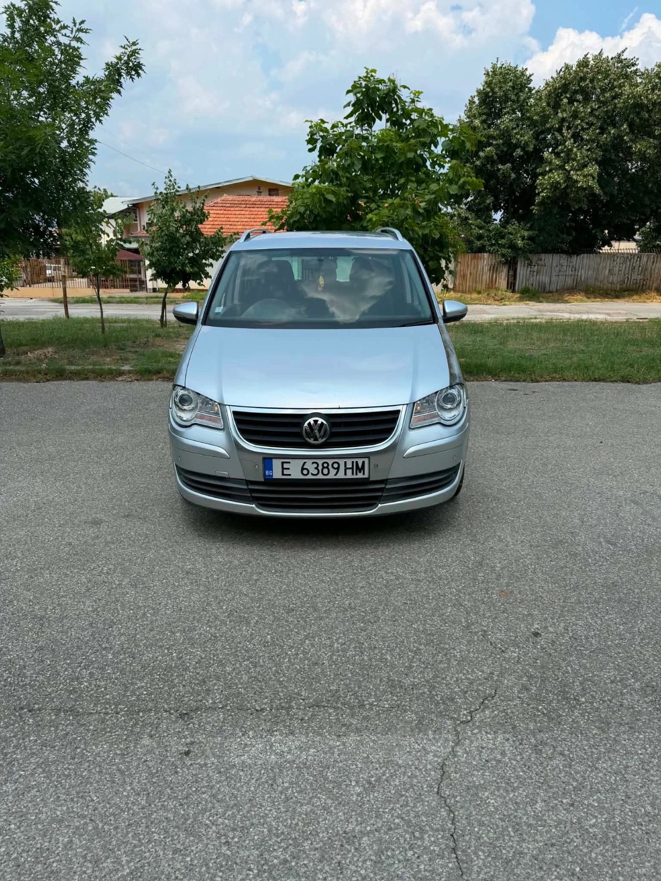 VW Touran Десен волан, снимка 3 - Автомобили и джипове - 56427283