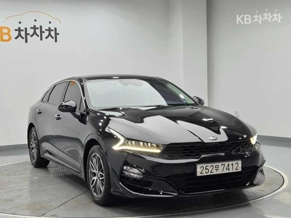 Kia K5 2.0 Бензин / Тренди, снимка 4 - Автомобили и джипове - 56482864