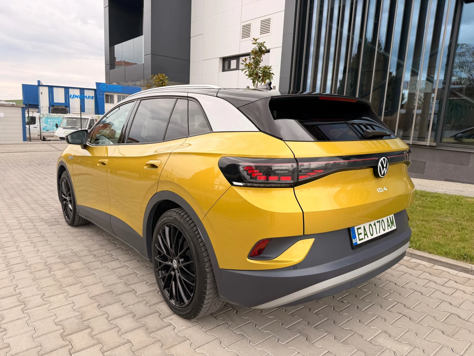 VW ID.4, снимка 2 - Автомобили и джипове - 56553869