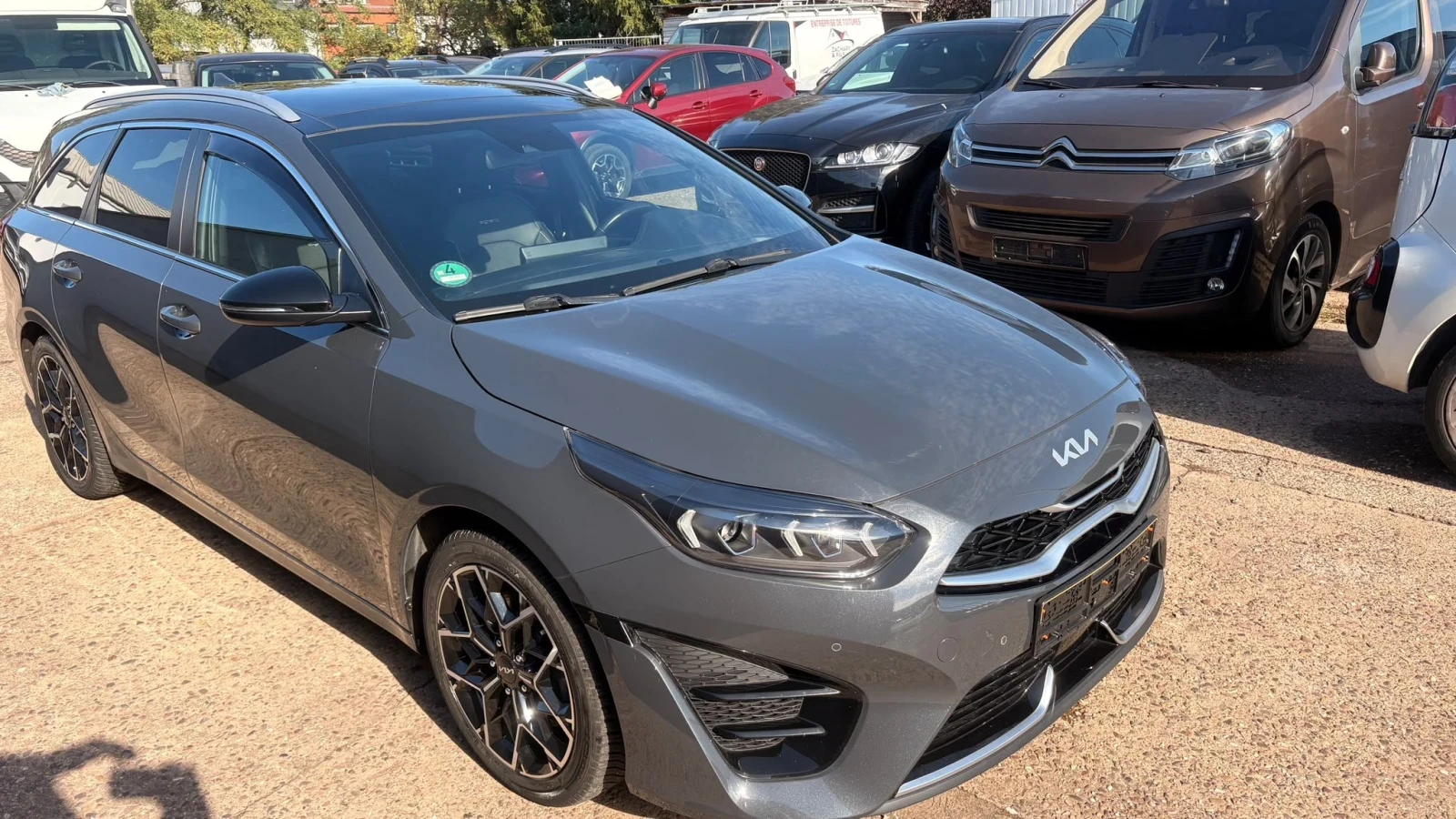 Kia Ceed 1.5 бензин GT-LINE, снимка 2 - Автомобили и джипове - 56615221