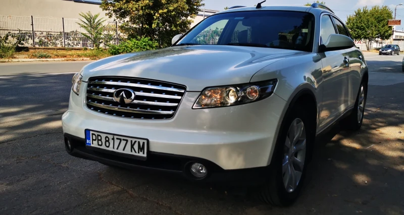 Infiniti Fx 35 GAS, снимка 1 - Автомобили и джипове - 47066997