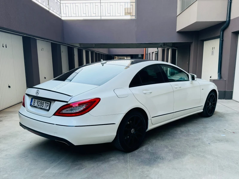 Mercedes-Benz CLS 350 White & black edition, снимка 4 - Автомобили и джипове - 47357259