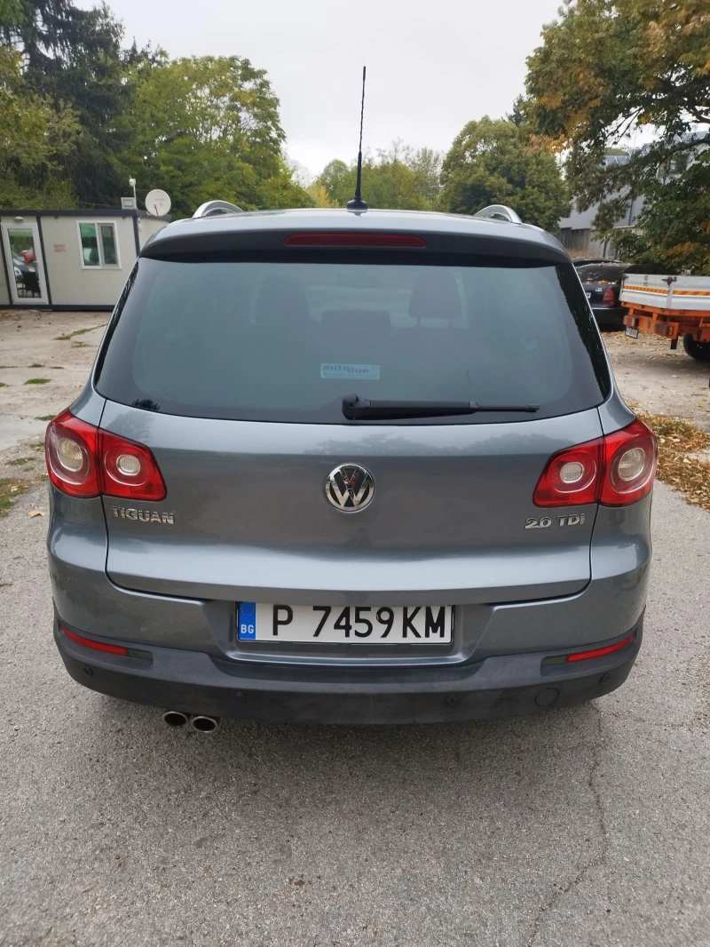 VW Tiguan, снимка 8 - Автомобили и джипове - 47437739