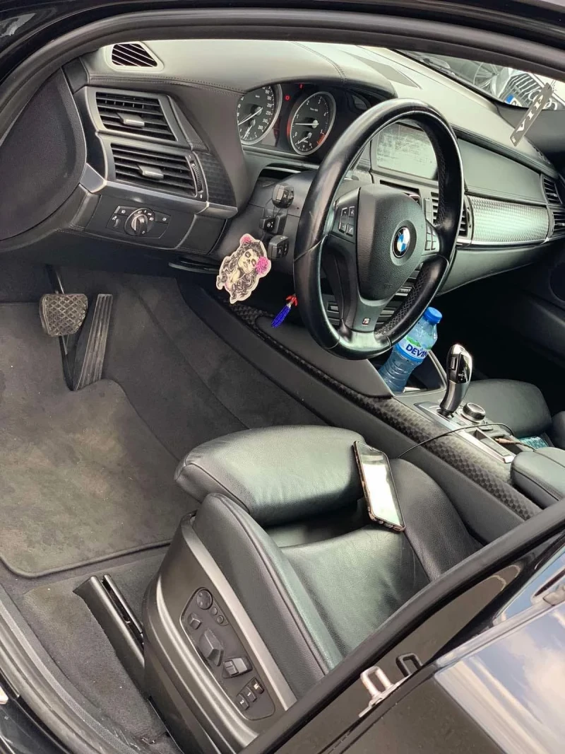 BMW X6 4.0d РЕГИСТРИРАН 8 скорости 5 местен М-перформърс, снимка 6 - Автомобили и джипове - 52630540