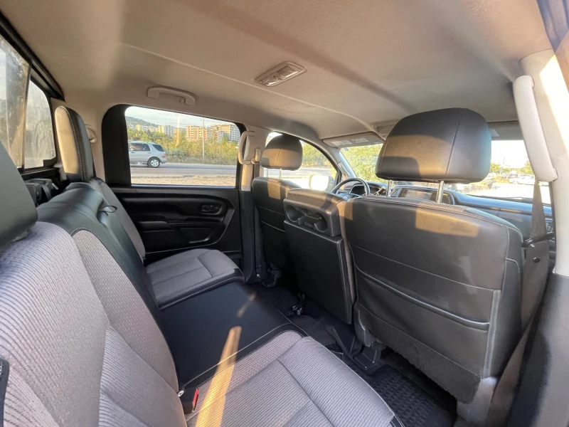 Nissan Titan crew cab V8 5.6L, снимка 9 - Автомобили и джипове - 52182083