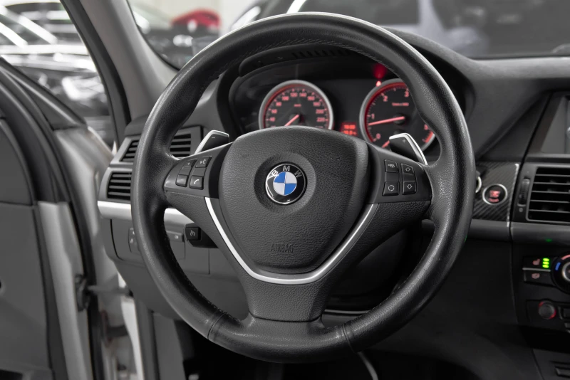 BMW X6 4.0D M PERFORMANCE, снимка 11 - Автомобили и джипове - 52863701