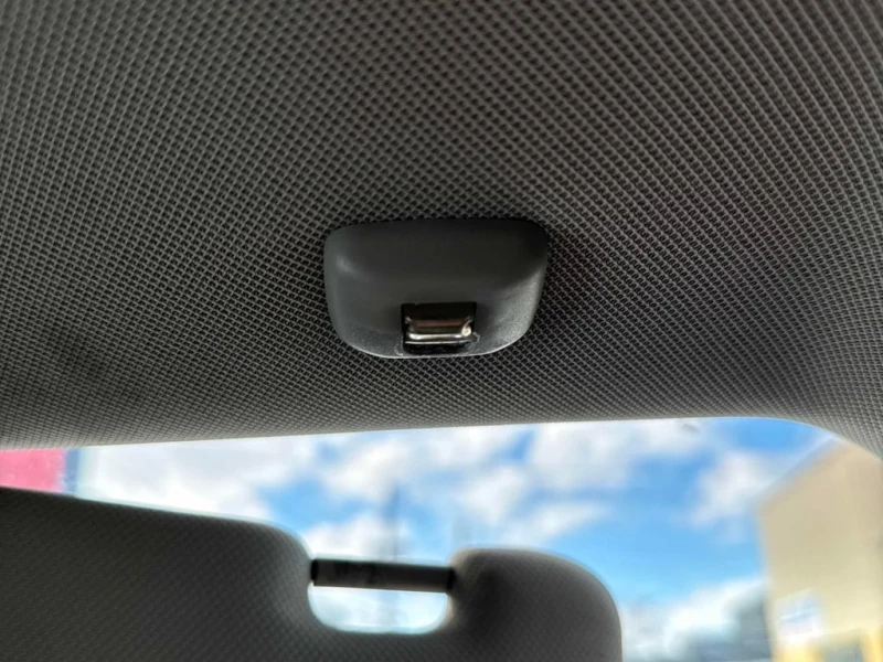 Audi Q5 * 3.2L Premium * CARFAX * ЦЕНА ДО БГ, снимка 12 - Автомобили и джипове - 53262234