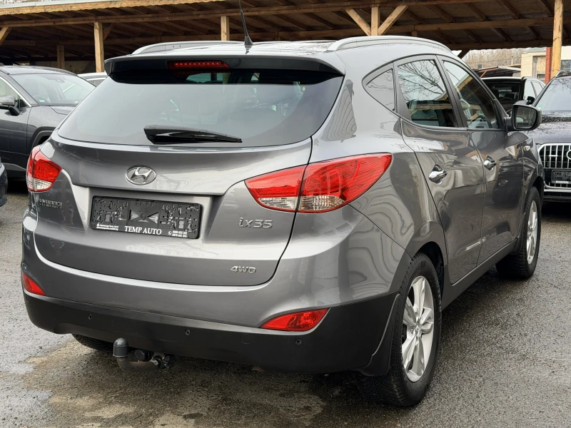 Hyundai IX35 2.0i-163к.с.* 4x4* С ПЪЛНА СЕРВИЗНА ИСТОРИЯ Hyunda, снимка 4 - Автомобили и джипове - 53324611