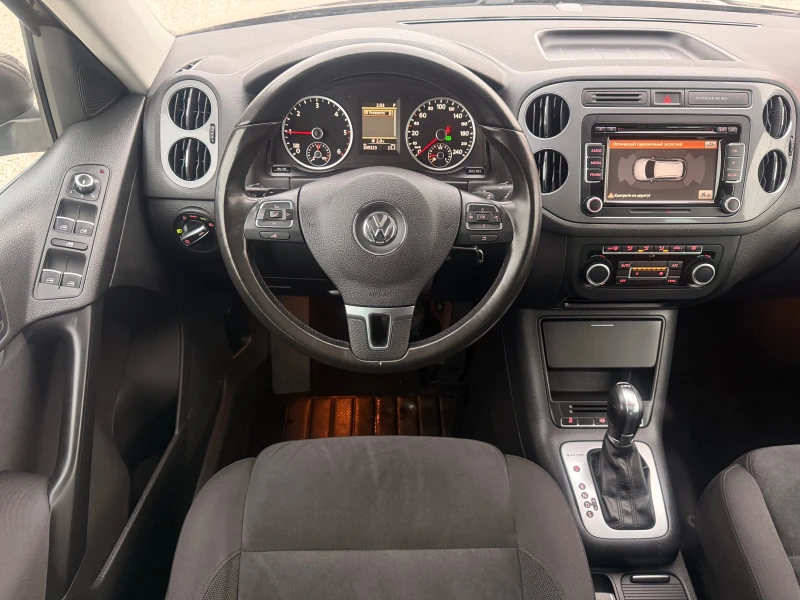 VW Tiguan 2.0TDI* AВТОМАТИК* 100%км* FACE* PANOR* 4x4* FULL*, снимка 3 - Автомобили и джипове - 53433377