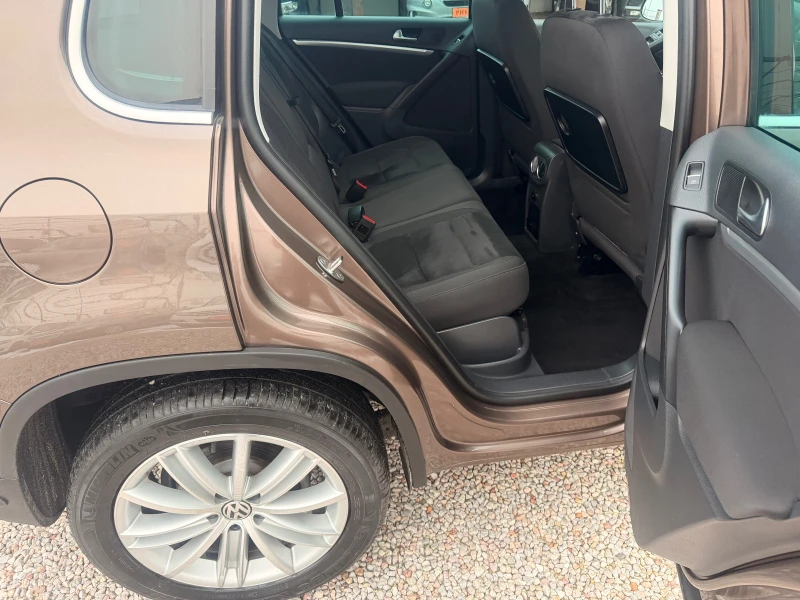 VW Tiguan 2.0TDI* AВТОМАТИК* 100%км* FACE* PANOR* 4x4* FULL*, снимка 16 - Автомобили и джипове - 53433377