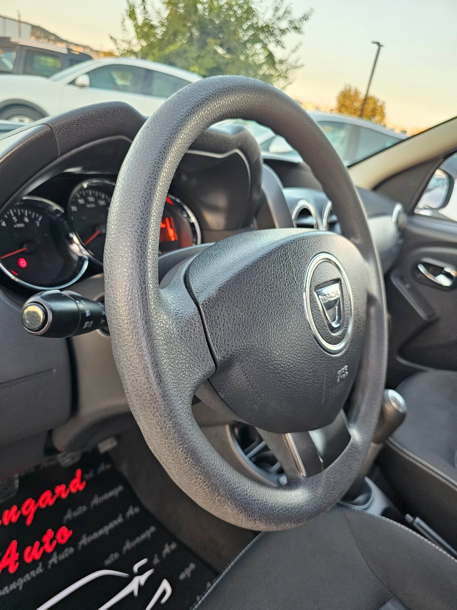 Dacia Duster 1.6i, 105.., GPL | Mobile.bg   12