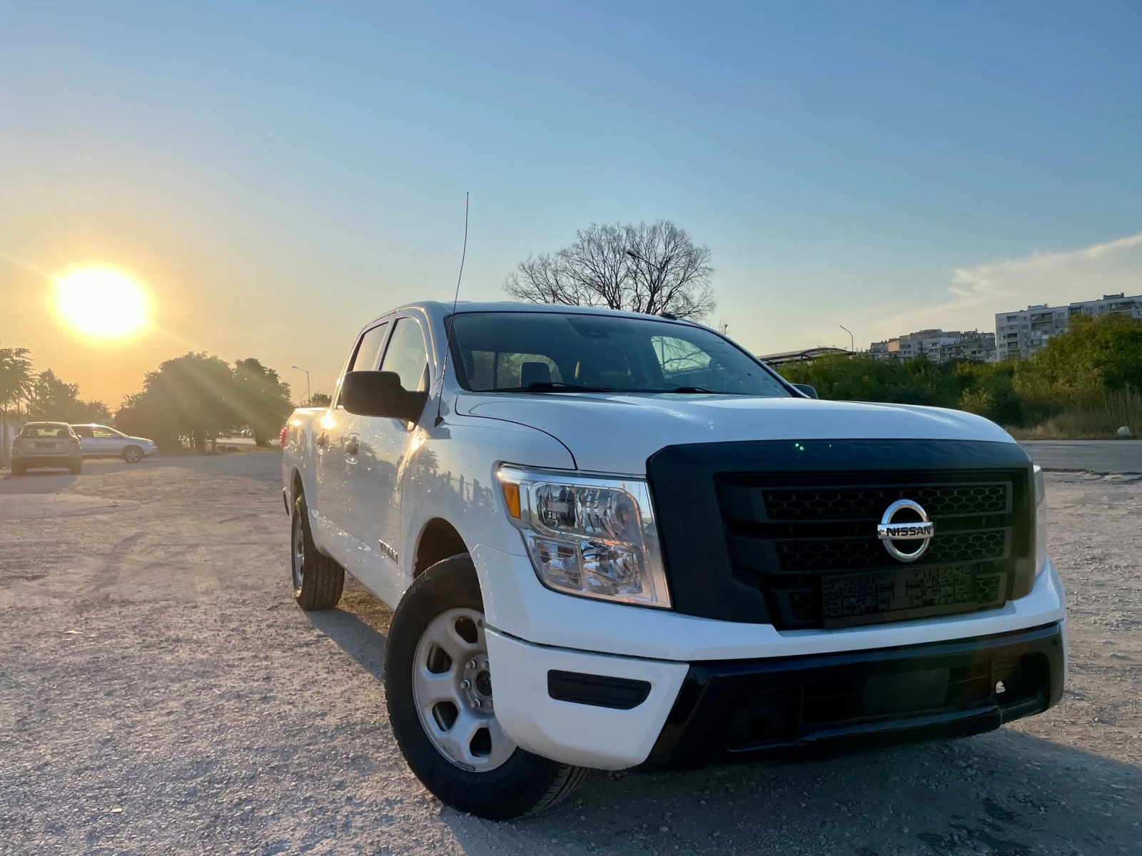 Nissan Titan crew cab V8 5.6L | Mobile.bg   3