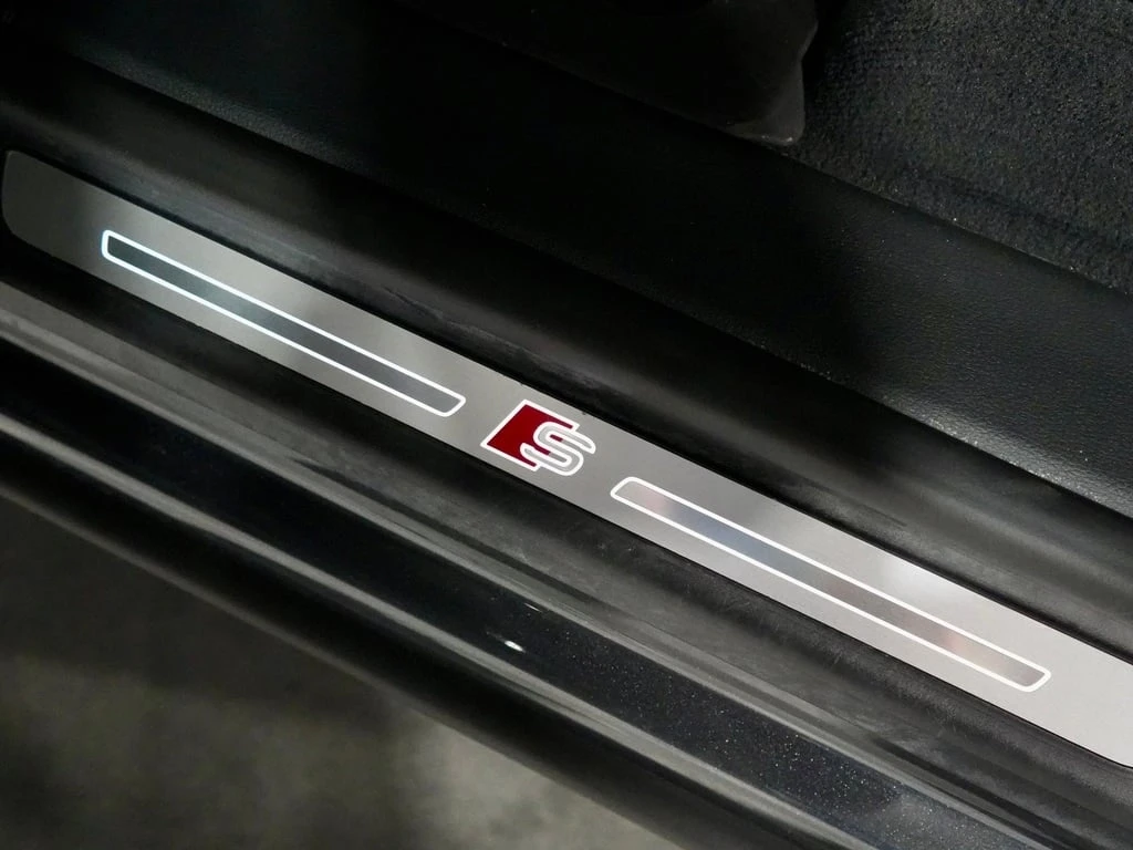 Audi SQ8 * CARFAX * ���� �� �������� | Mobile.bg � ����������� 11