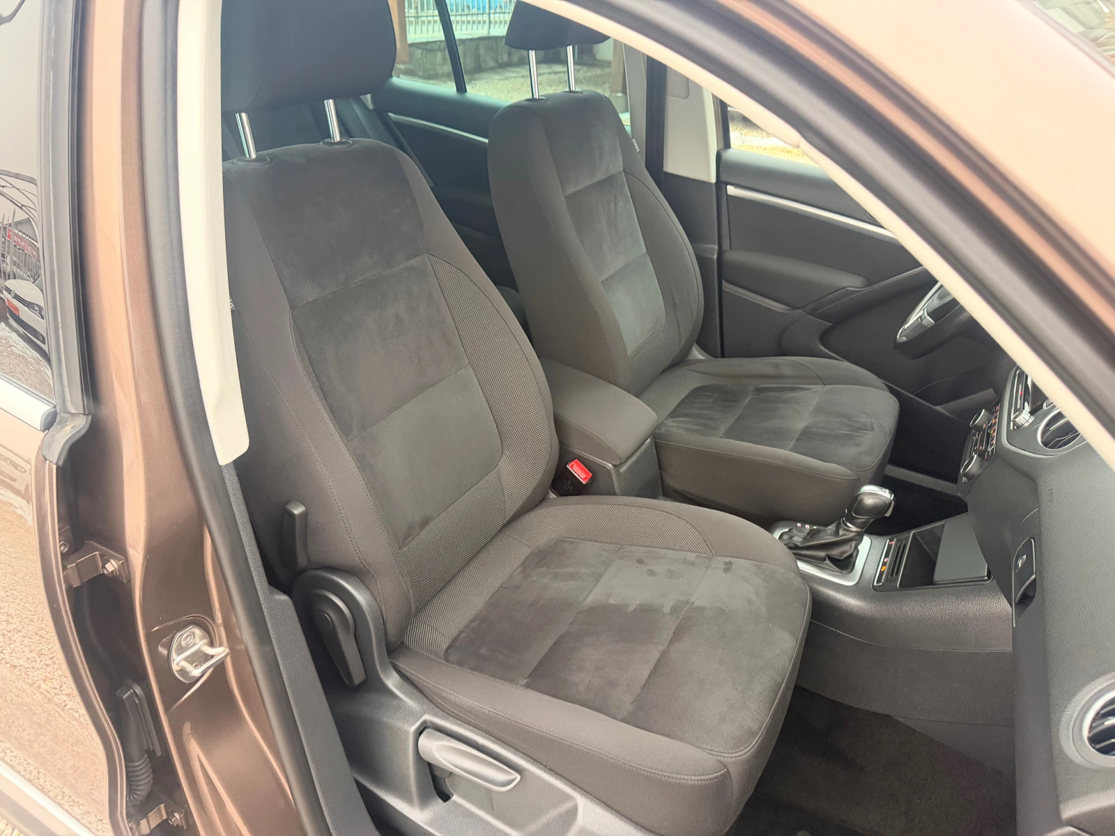 VW Tiguan 2.0TDI* AВТОМАТИК* 100%км* FACE* PANOR* 4x4* FULL* - изображение 9