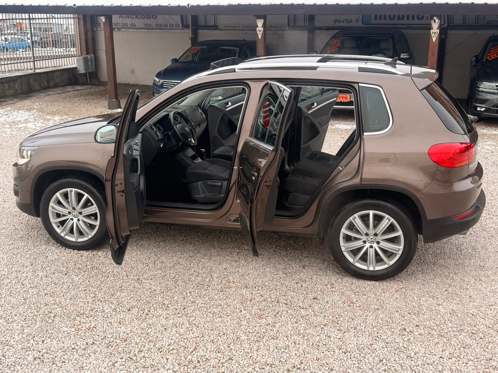 VW Tiguan 2.0TDI* AВТОМАТИК* 100%км* FACE* PANOR* 4x4* FULL* - изображение 10